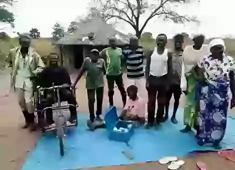 5,500 friends in East Africa